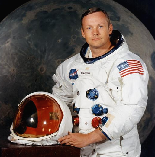 미국의 우주 비행사였던 닐 암스트롱은 1930년 미국 출생으로
