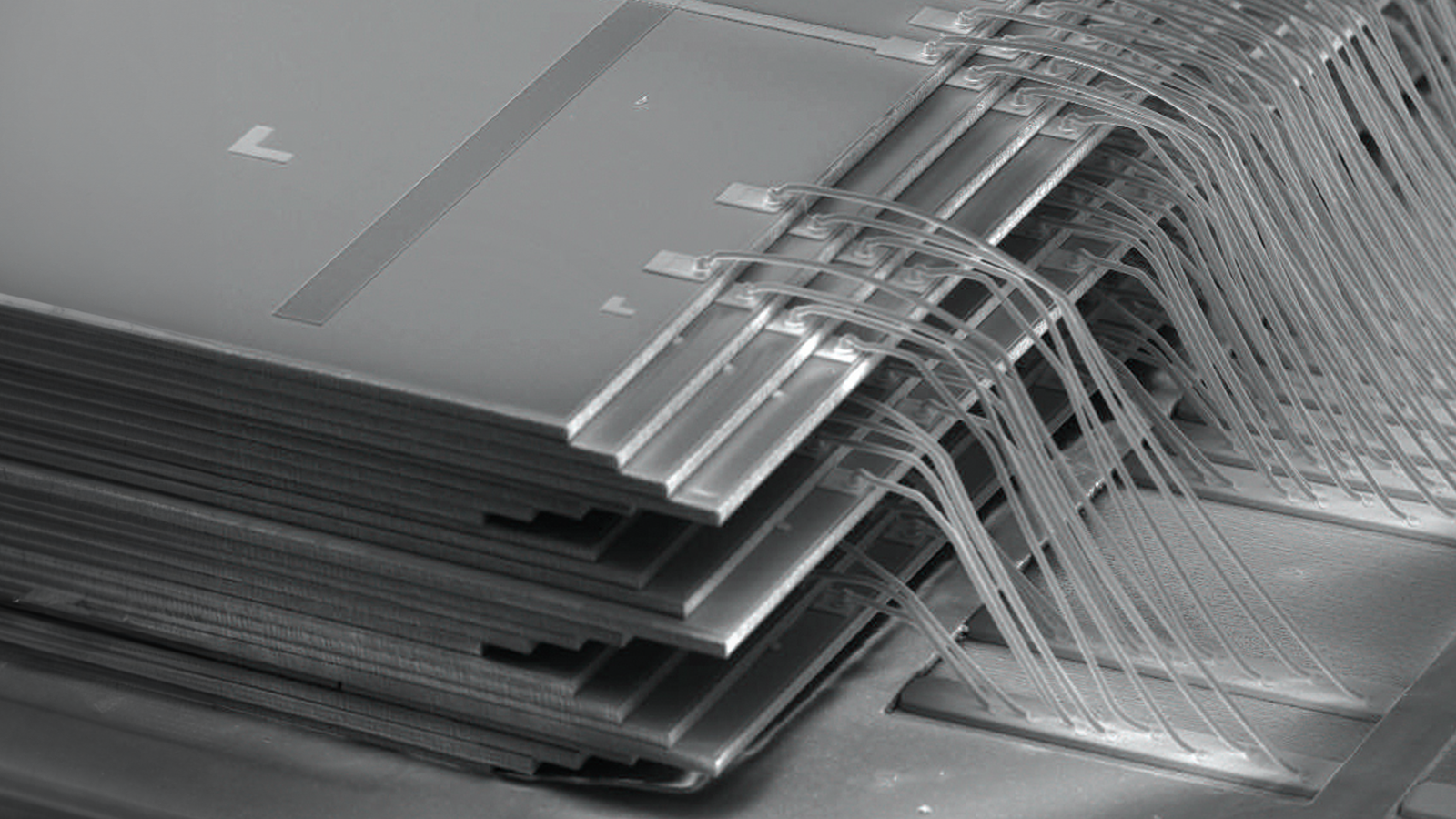 SK하이닉스가 세계 최초로 개발한 24단 낸드 초박형 멀티칩패키지