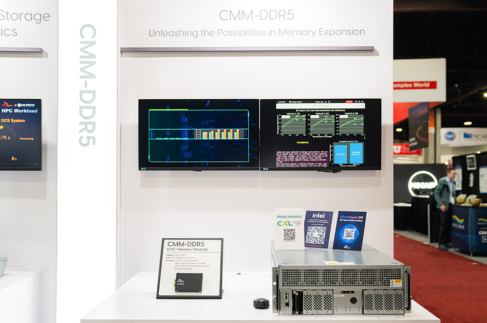 HPC·AI 솔루션 섹션에서 시연 중인 CMM-DDR5