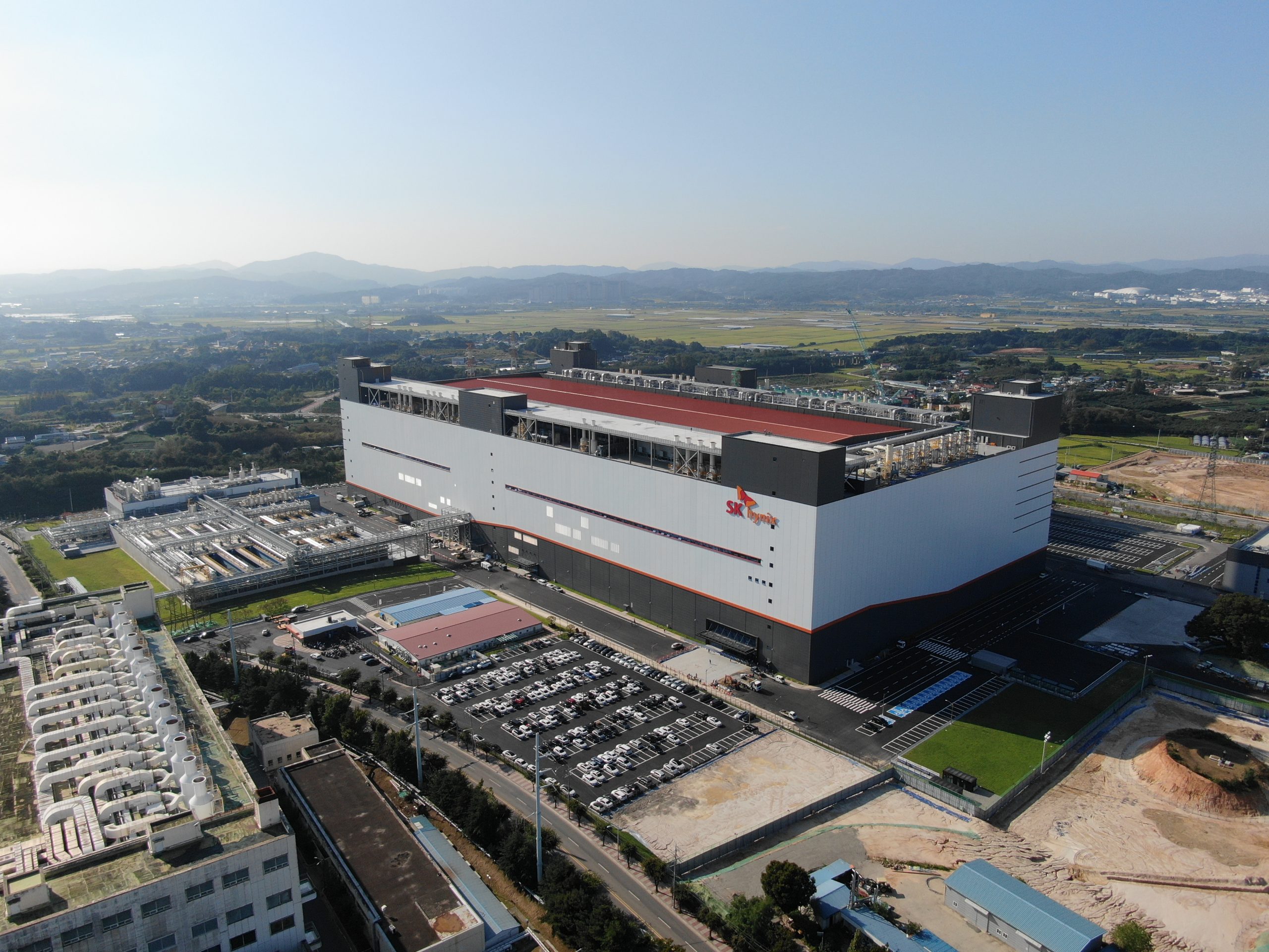 SKHynix_M15_Fab(Chungju).jpg